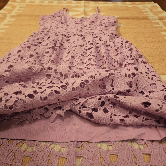 ASTR Lace Dress - Picture 13 of 15